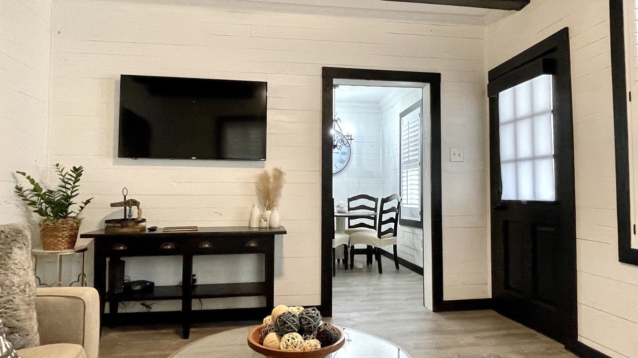Photo of Livingroom in Calera
