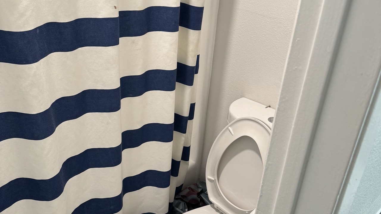Photo of Bathroom in Rampart Village
