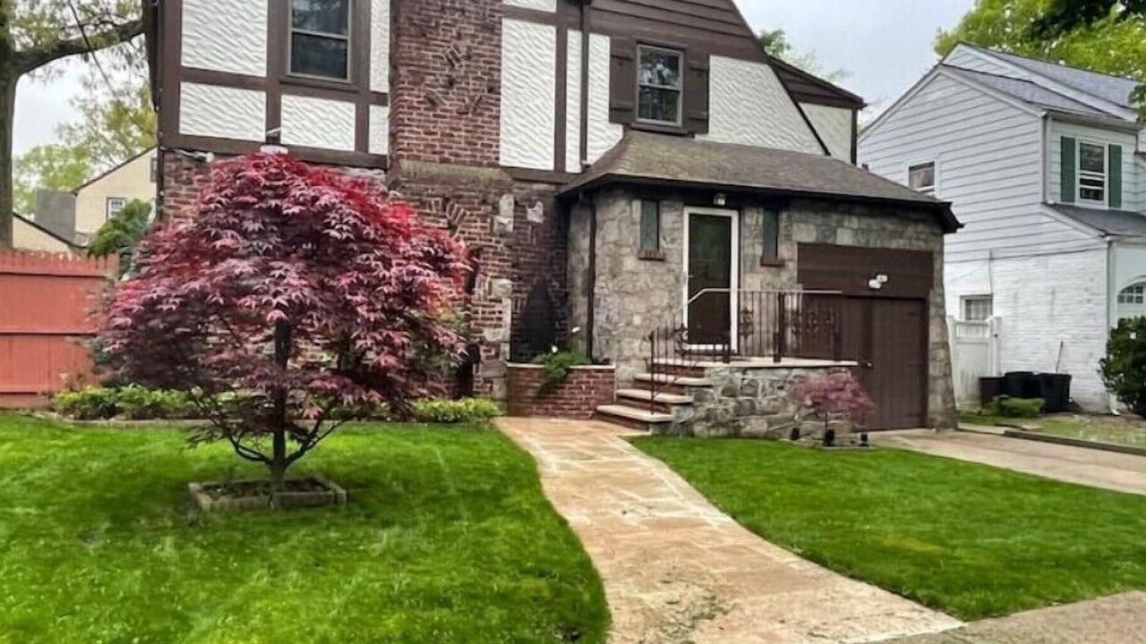Photo of Outdoor in Teaneck