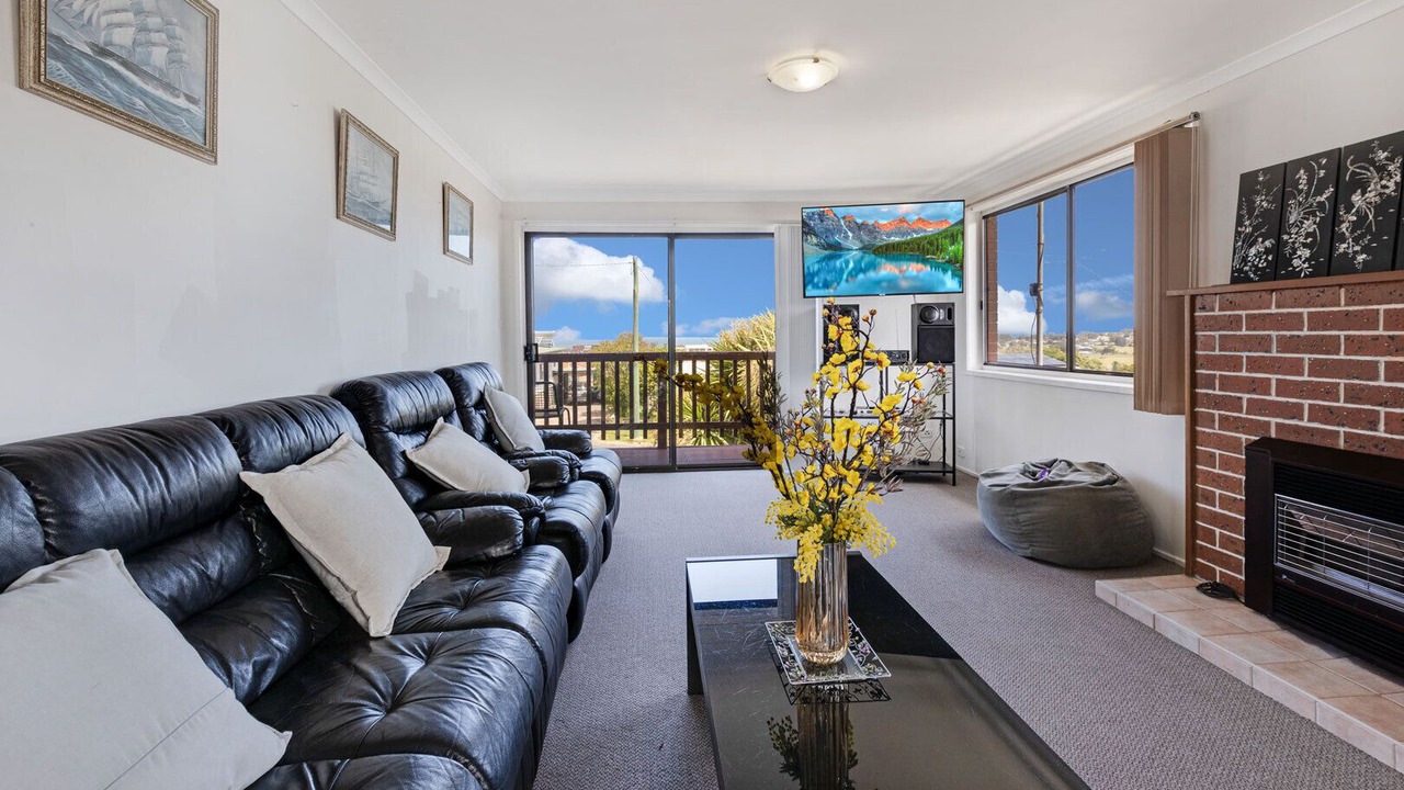 Photo of Livingroom in Lakes Entrance