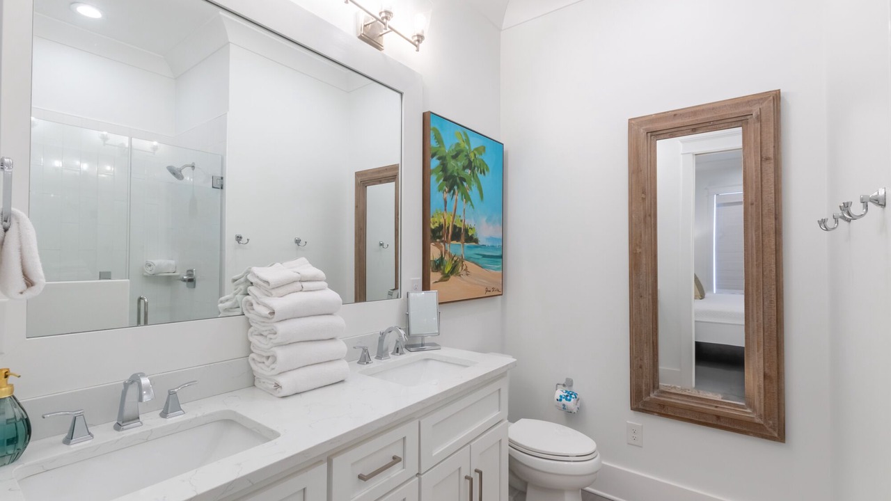 Photo of Bathroom in Orange Beach