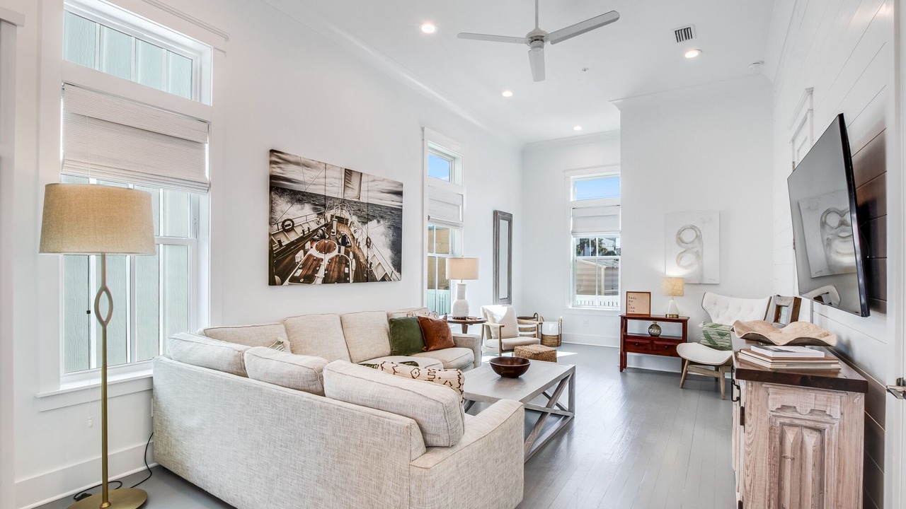 Photo of Livingroom in Orange Beach