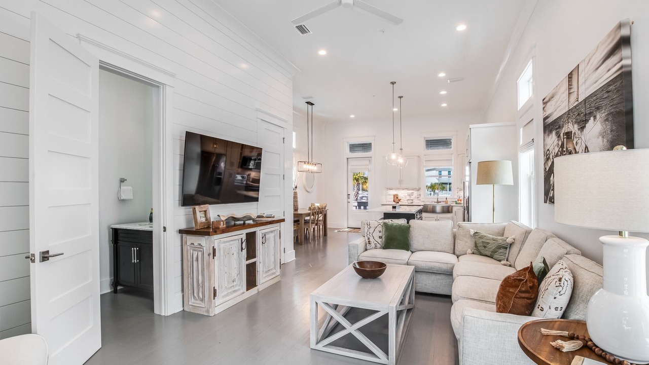Photo of Livingroom in Orange Beach