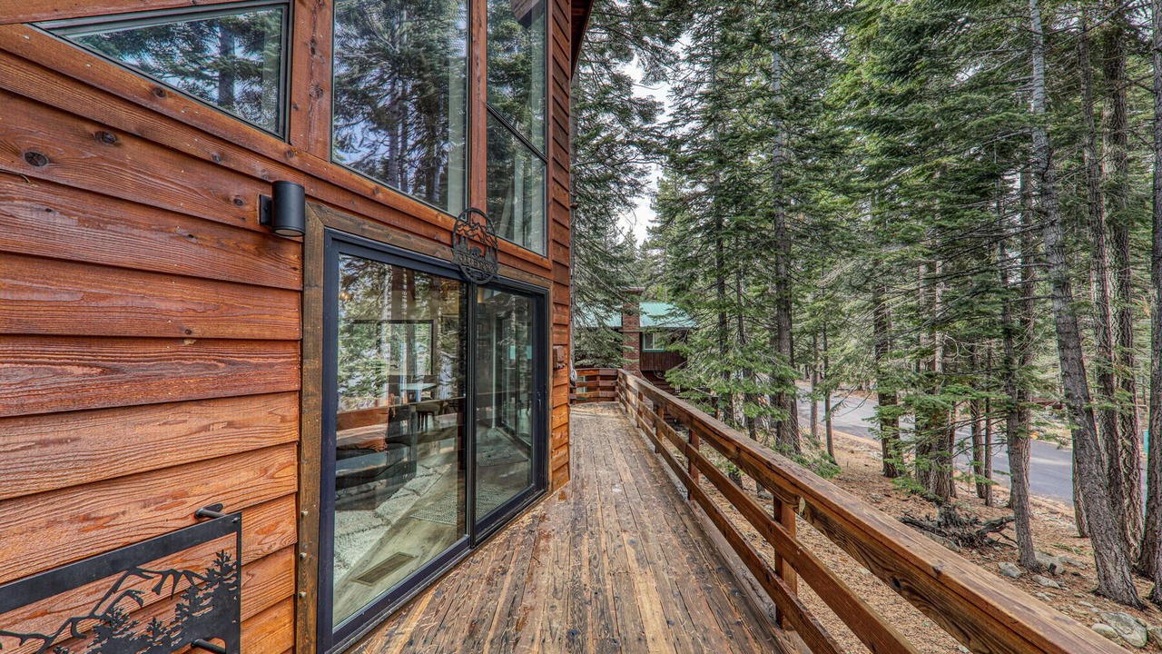 Photo of Patio Balcony in Chamberlands