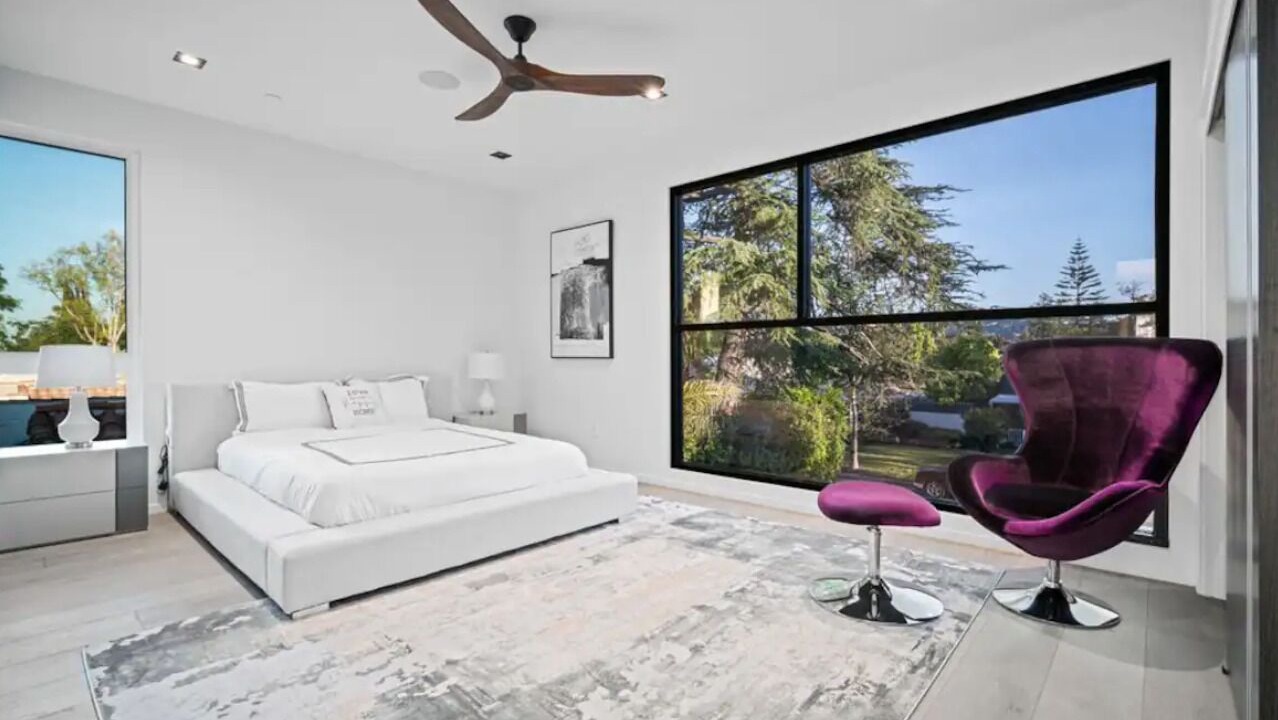 Photo of Bedroom in NoHo Arts District