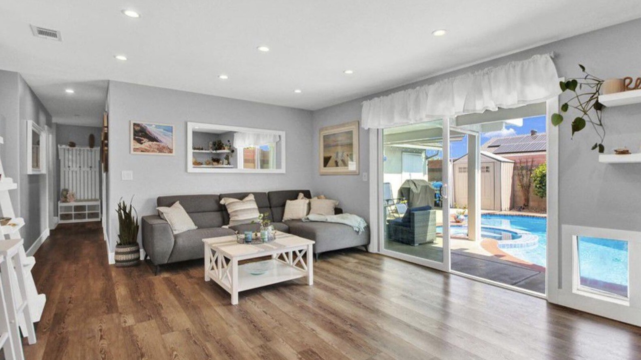 Photo of Livingroom in Huntington Beach