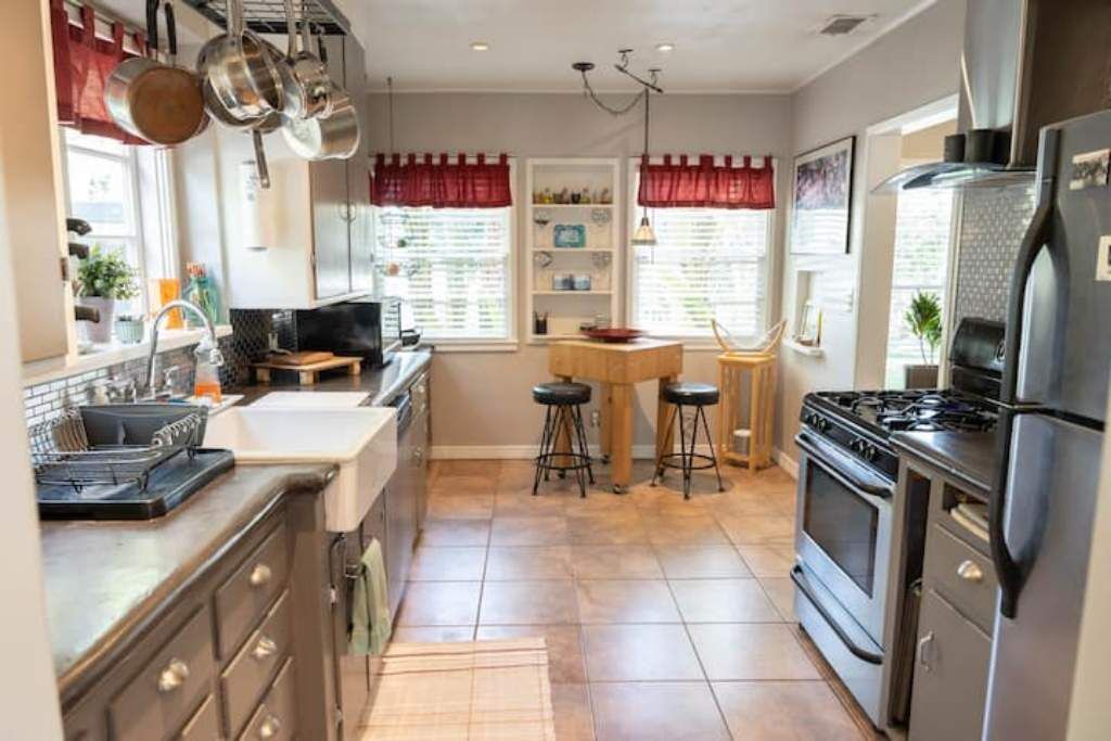 Photo of Kitchen in Van Nuys