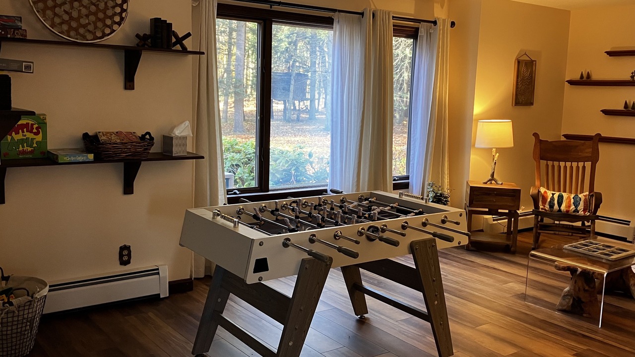 Photo of Bedroom in Conneaut