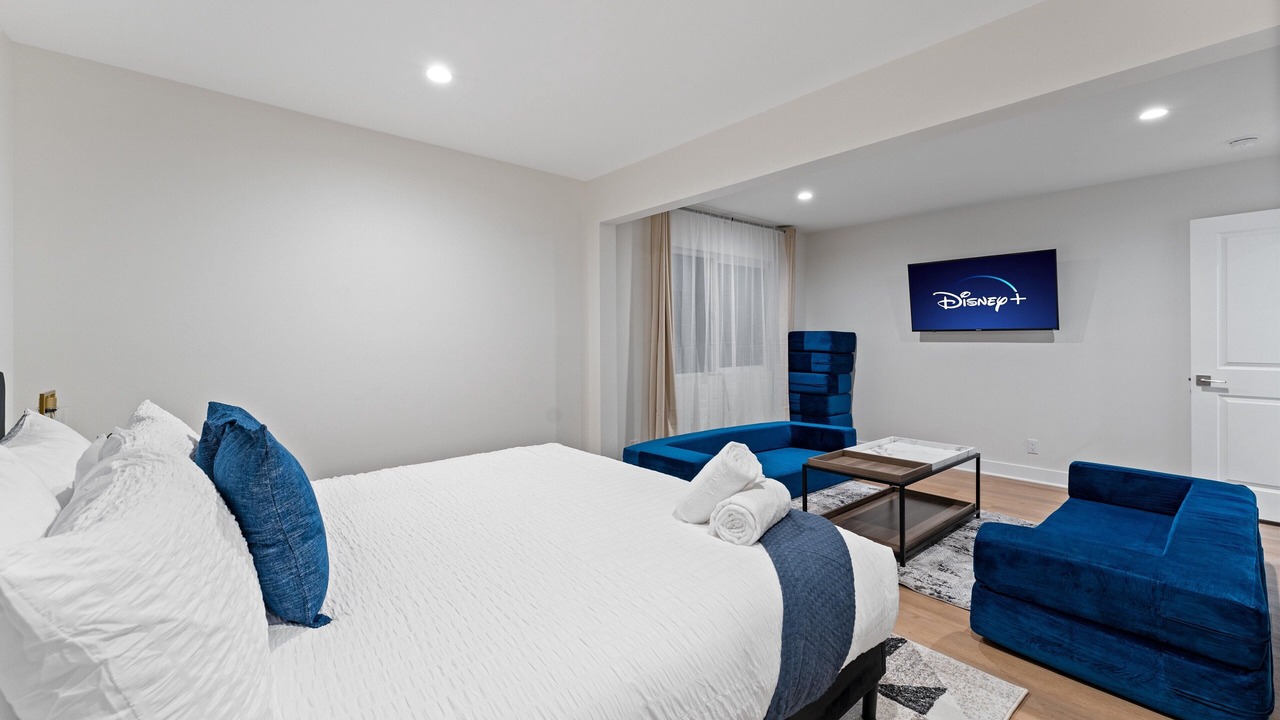 Photo of Bedroom in North Tustin