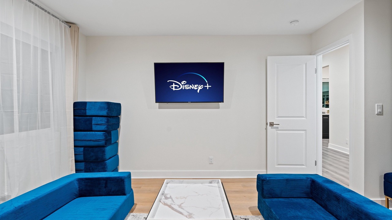 Photo of Livingroom in North Tustin