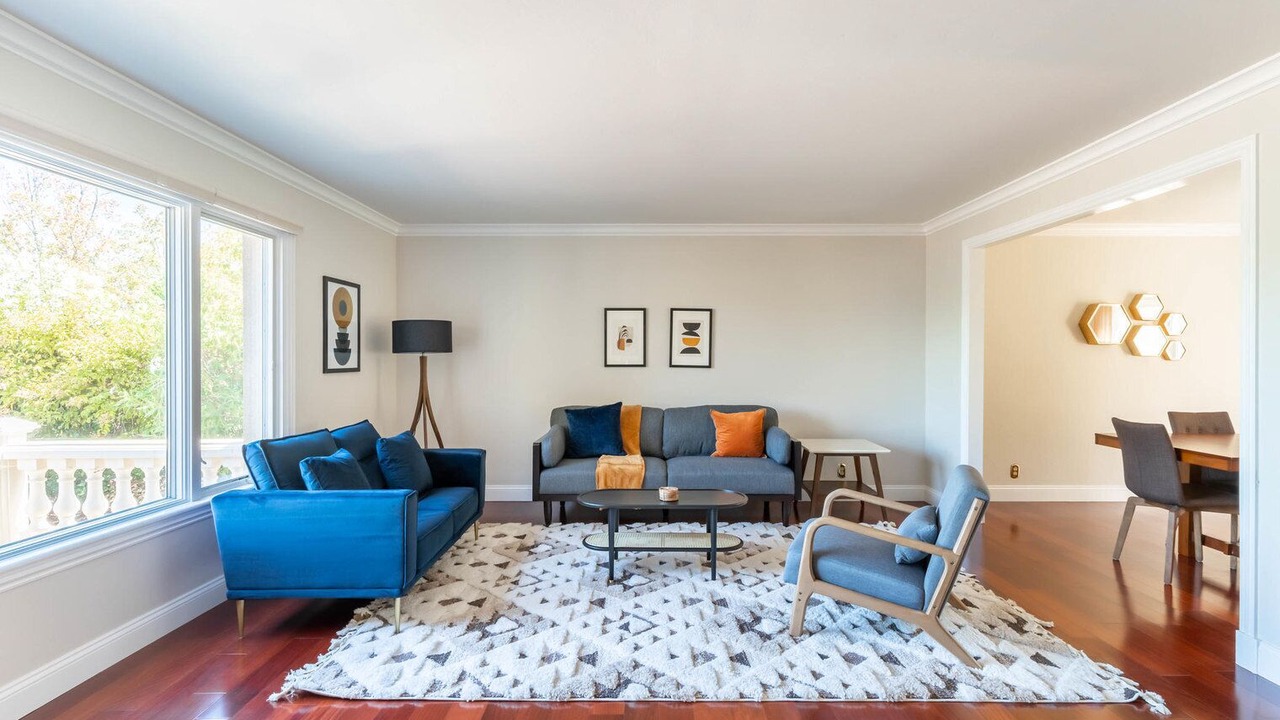 Photo of Livingroom in Cambrian