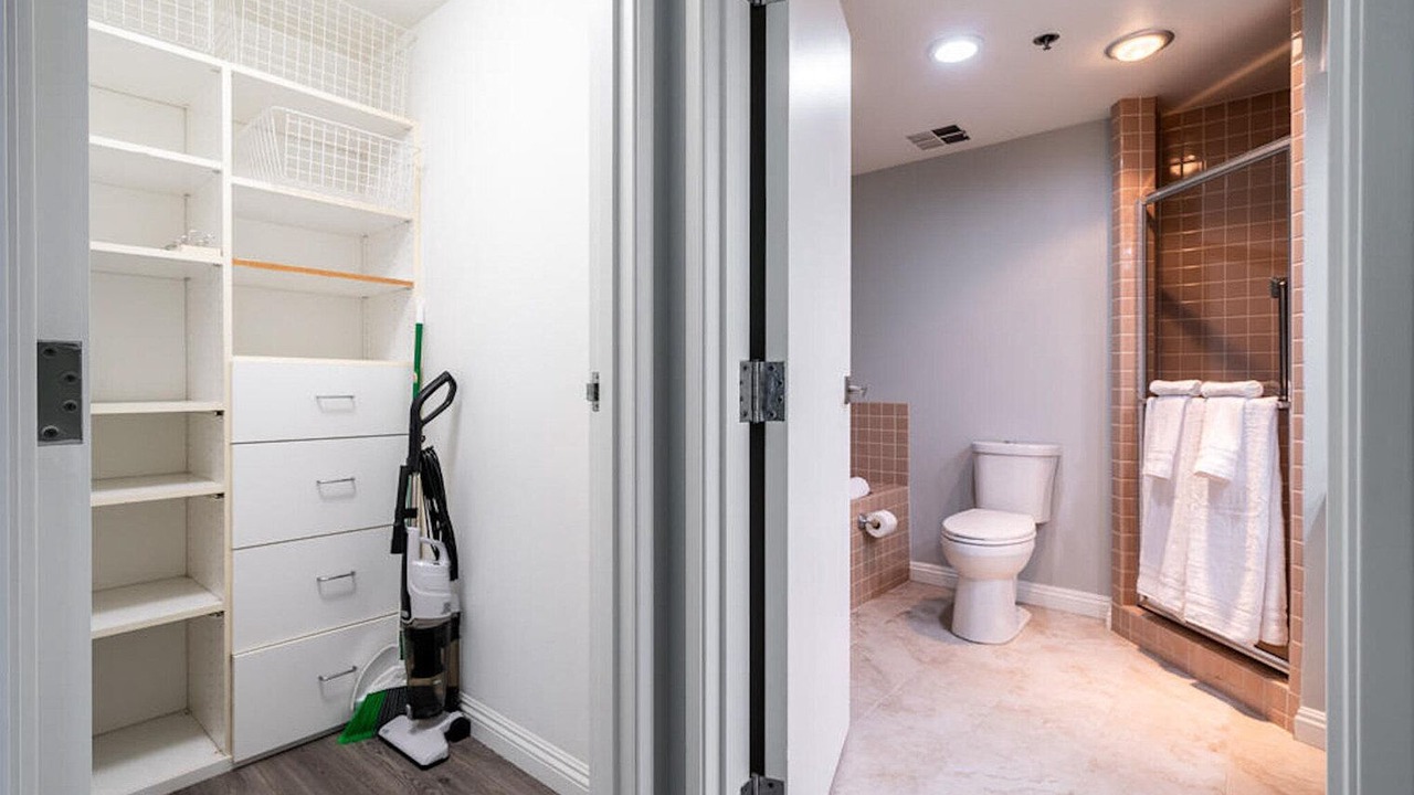 Photo of Bathroom in Alamitos Beach