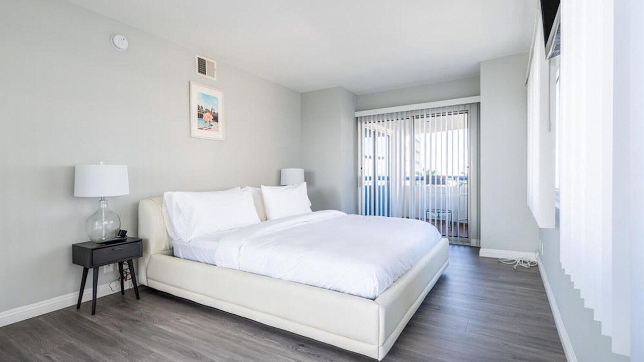 Photo of Bedroom in Alamitos Beach