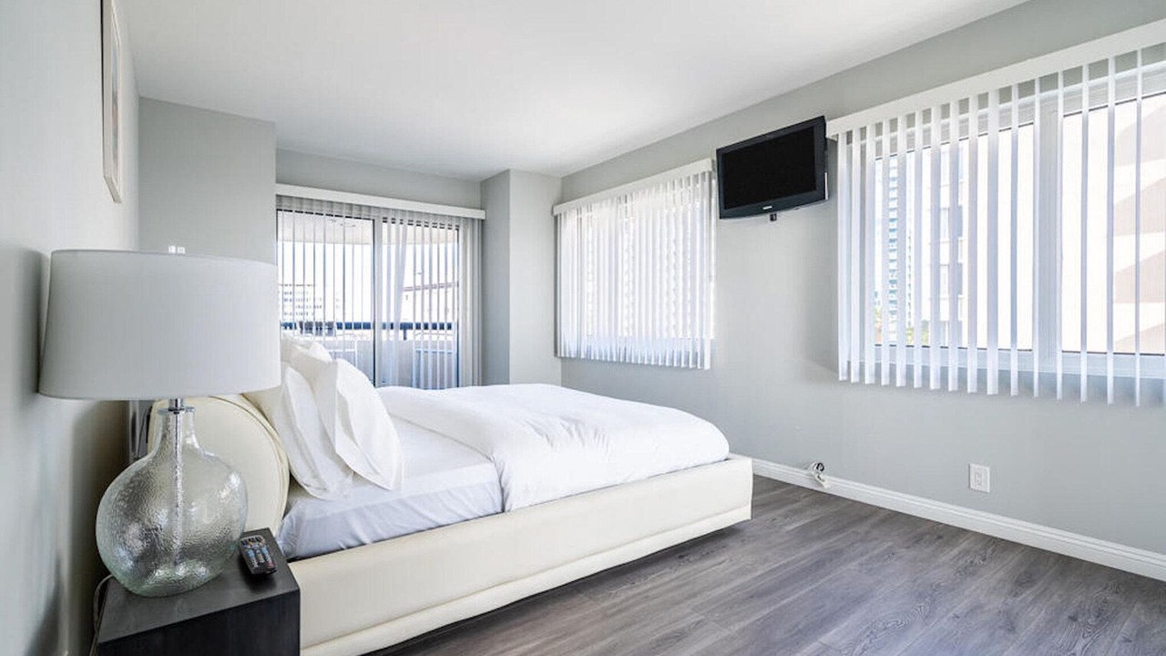 Photo of Bedroom in Alamitos Beach