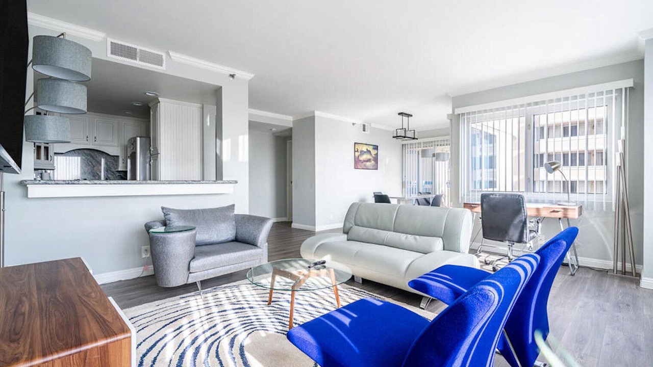 Photo of Livingroom in Alamitos Beach
