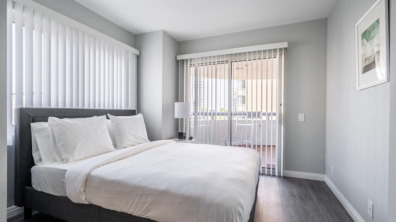 Photo of Bedroom in Alamitos Beach