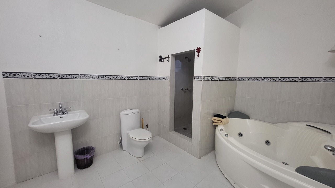 Photo of Bathroom in Nassau