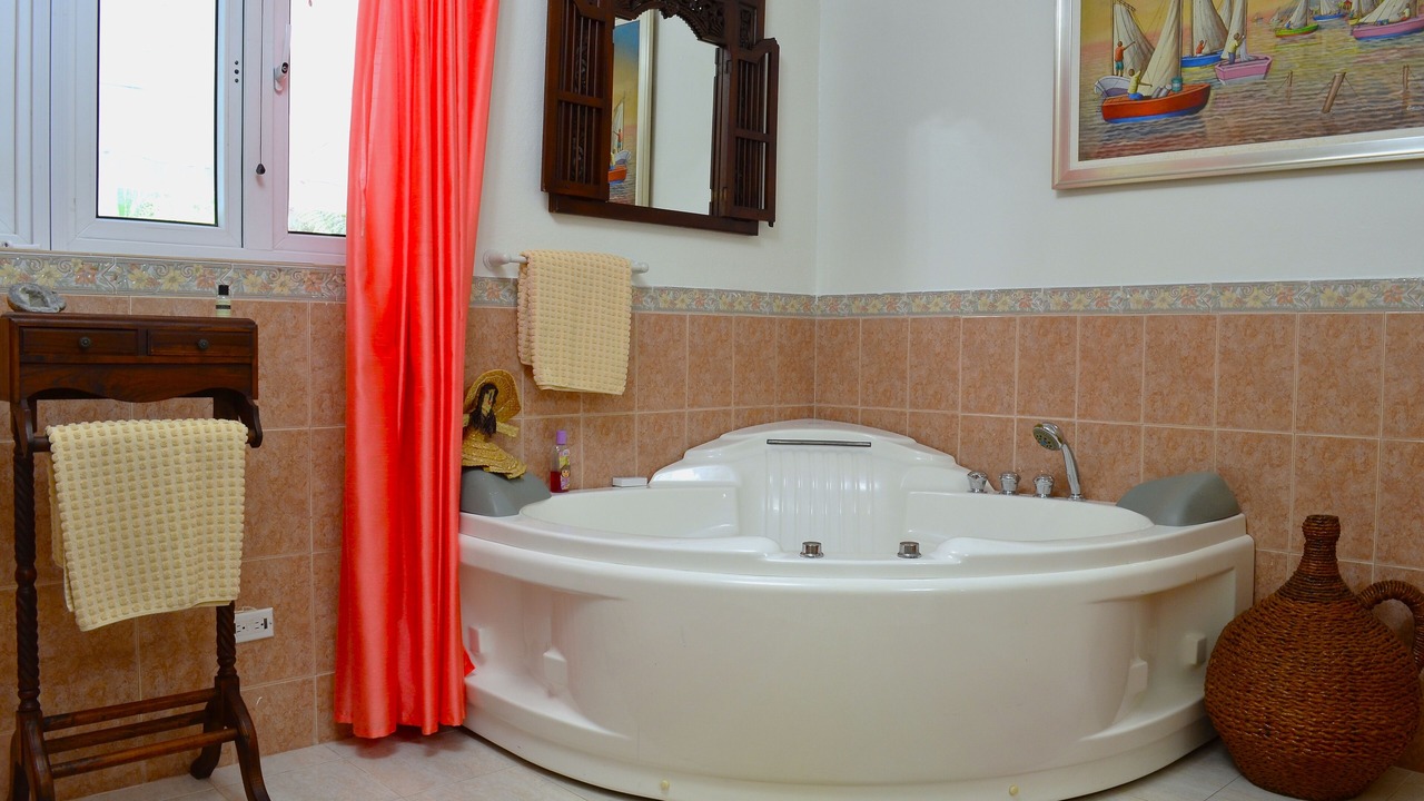 Photo of Bathroom in Nassau