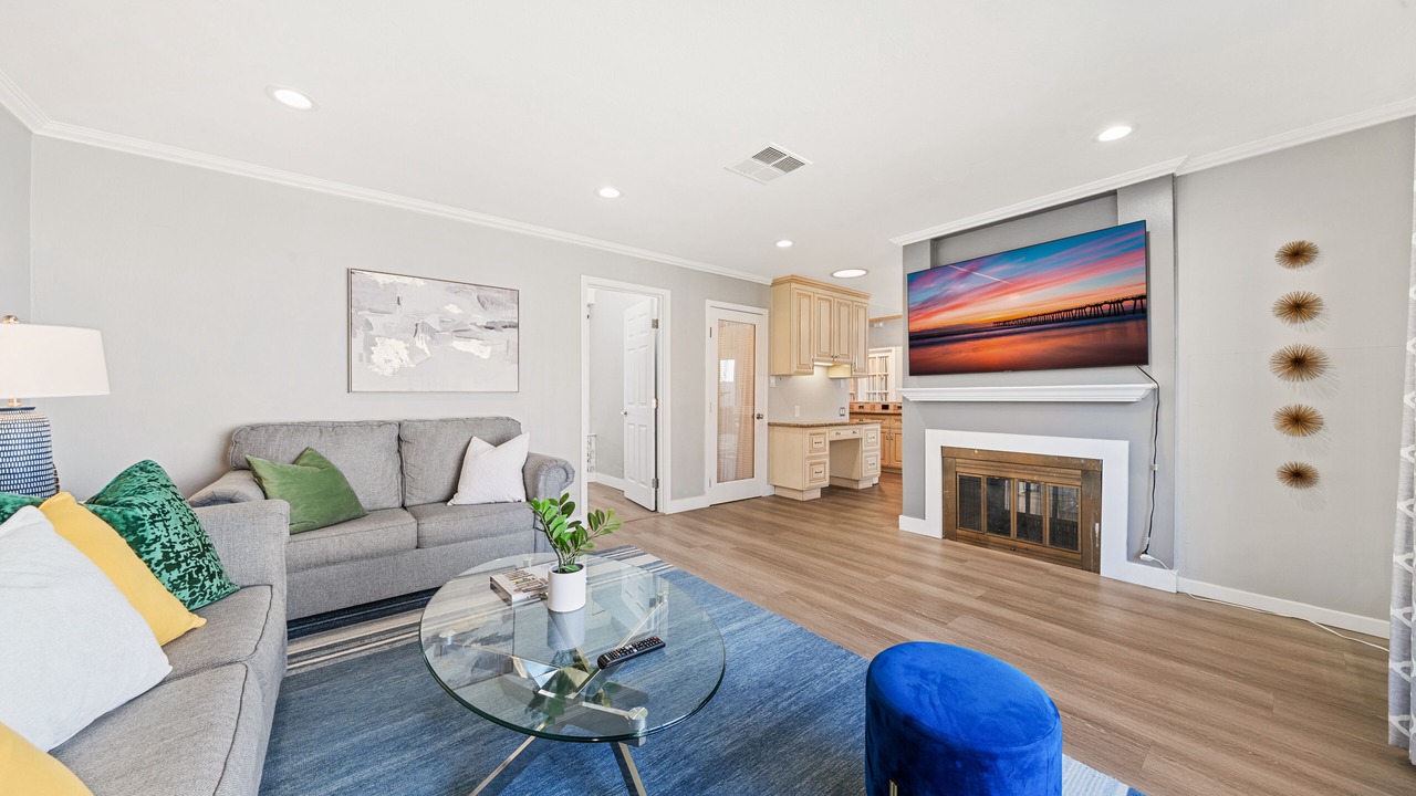 Photo of Livingroom in Cambrian