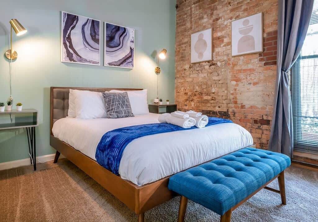Photo of Bedroom in Downtown