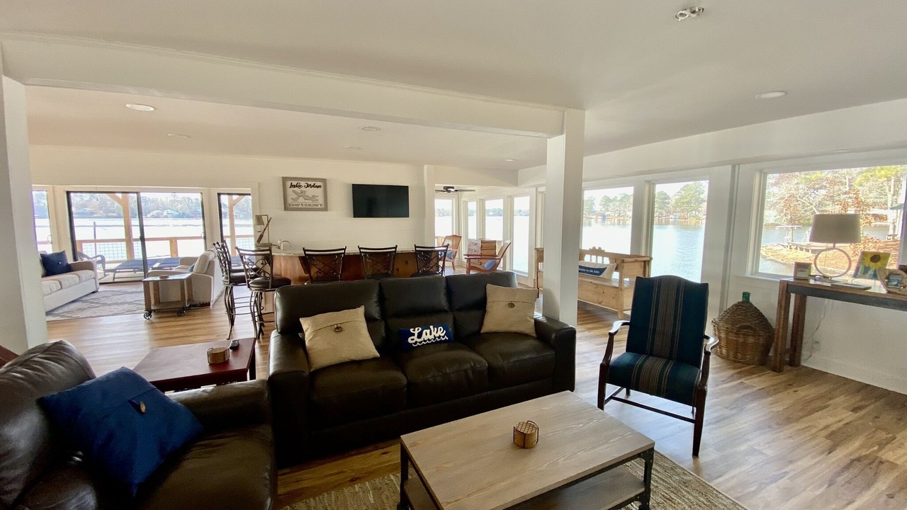 Photo of Livingroom in Titus