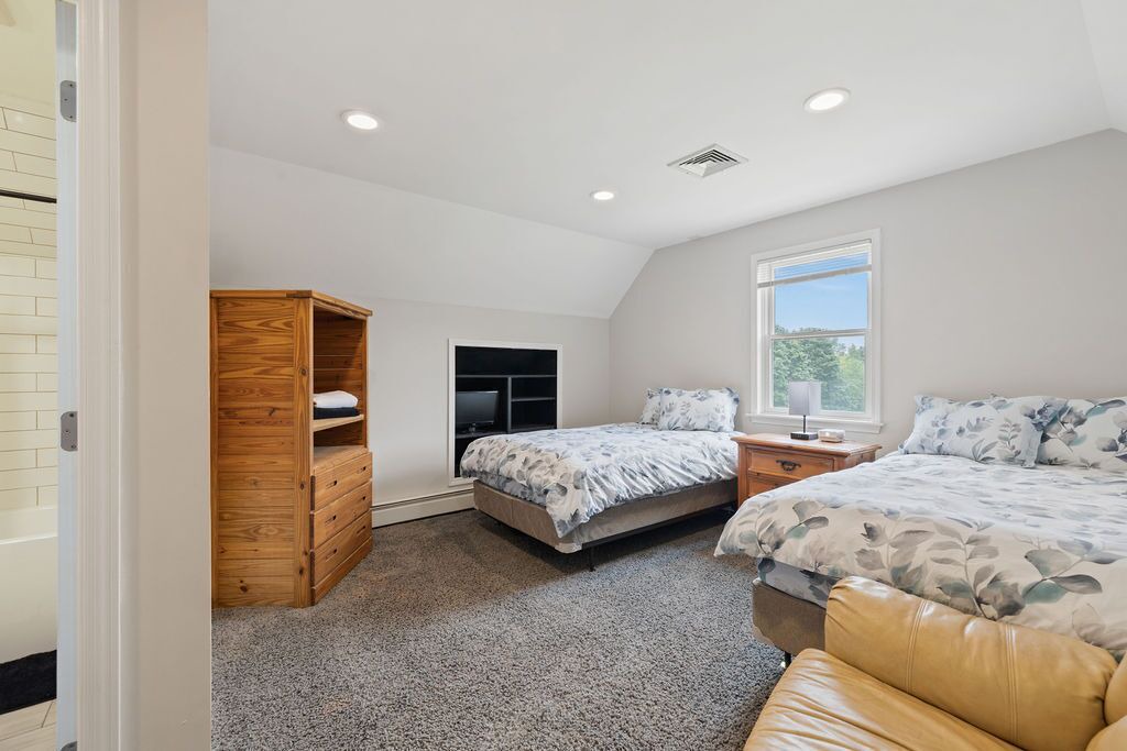 Photo of Bedroom in Newburgh