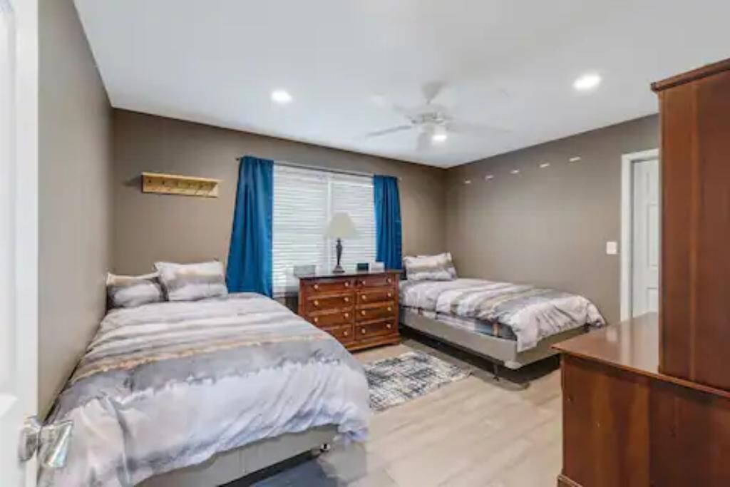 Photo of Bedroom in Newburgh