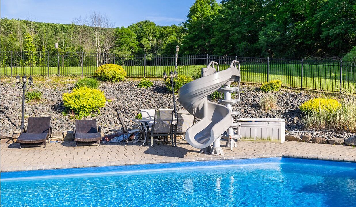 Photo of Outdoor in Newburgh