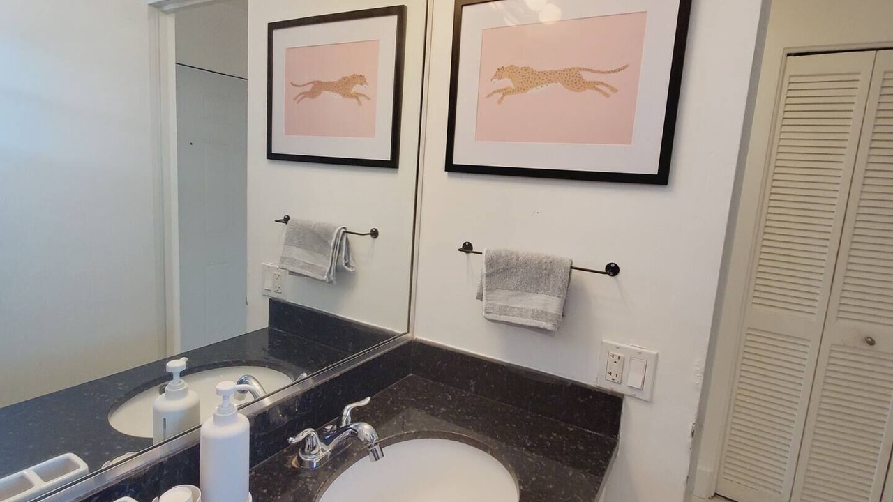 Photo of Bathroom in Seybold