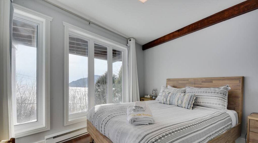 Photo of Bedroom in Baie-St-Paul