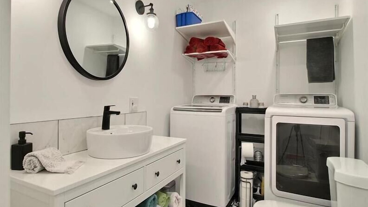 Photo of Bathroom in Notre-Dame-Auxiliatrice-de-Buckland