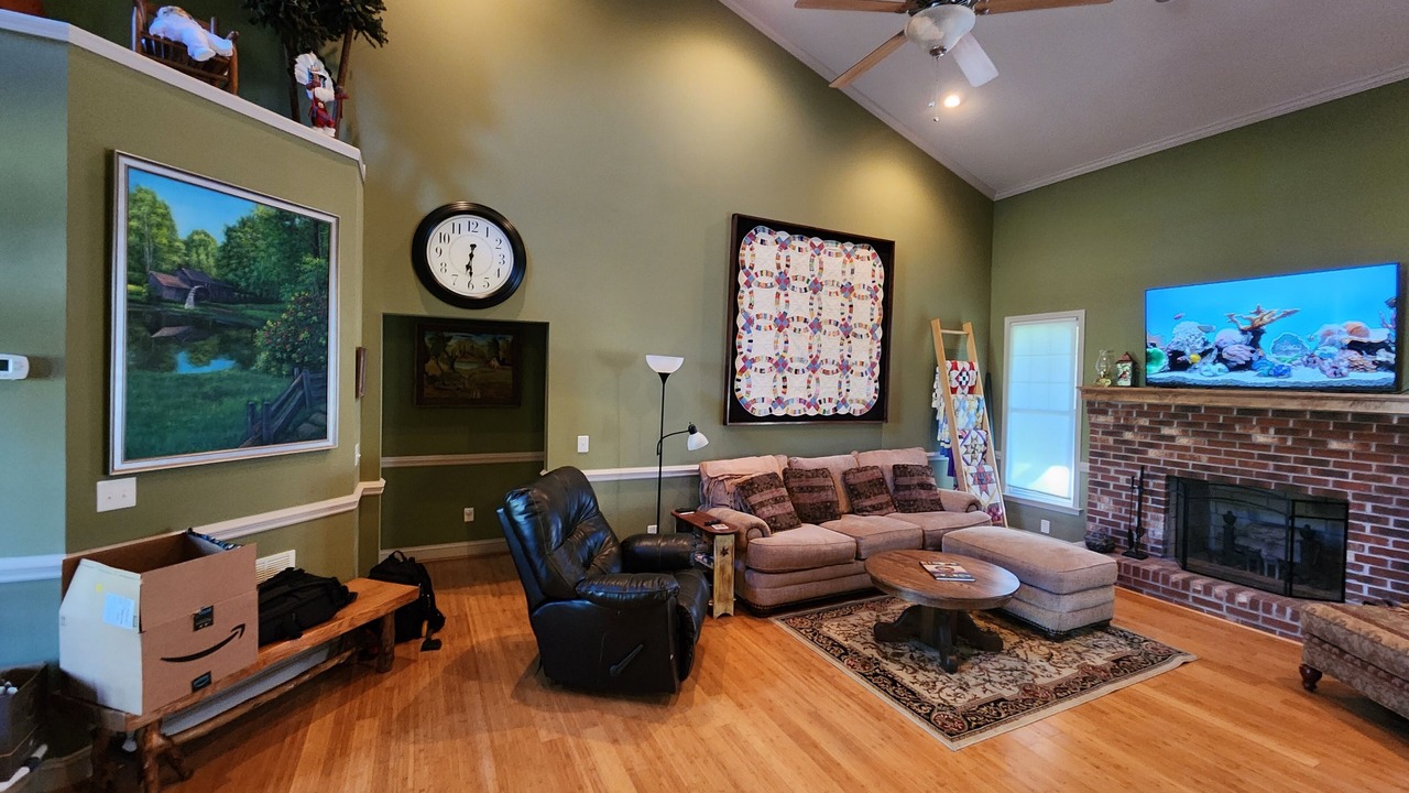 Photo of Livingroom in Mount Airy