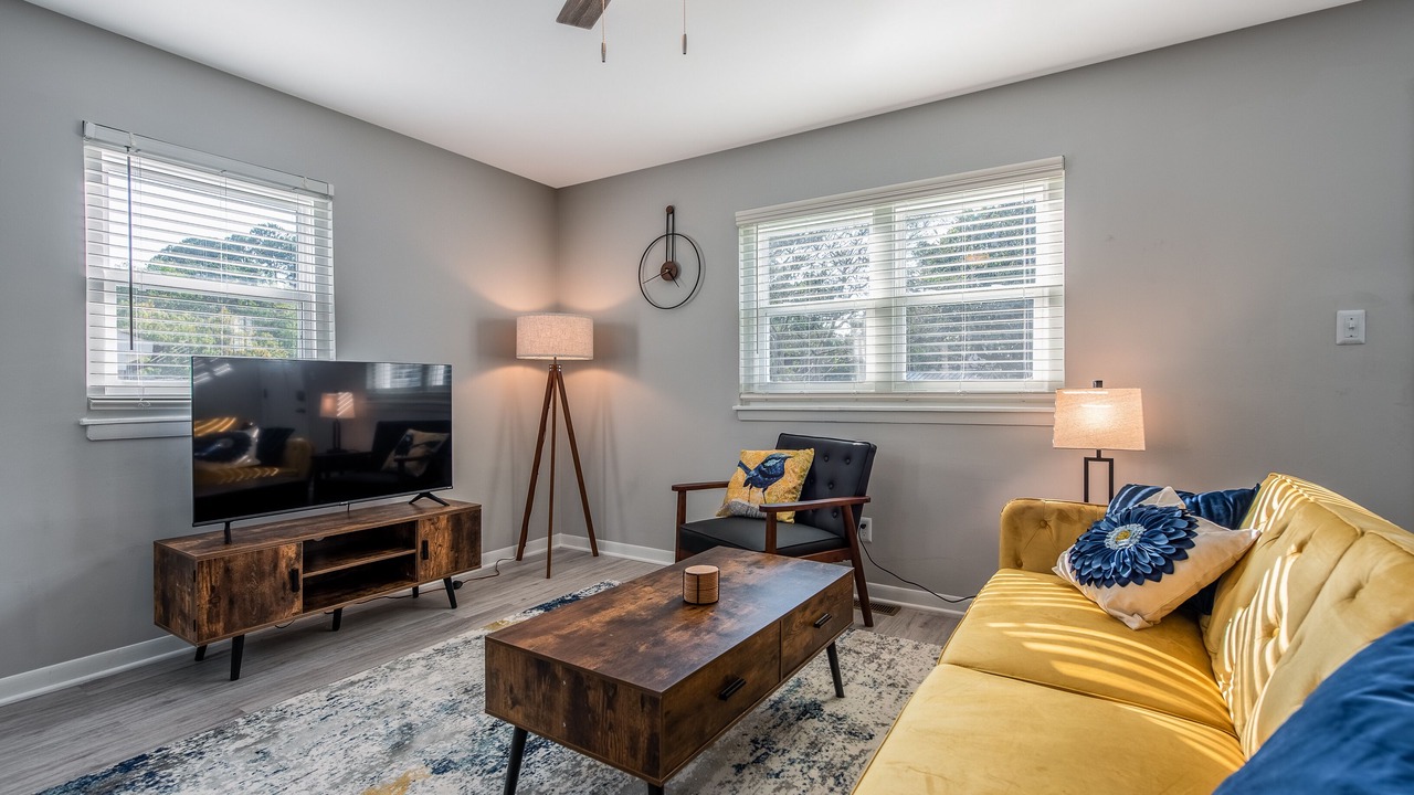 Photo of Livingroom in East Raleigh