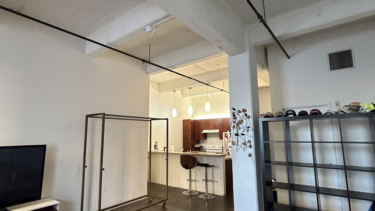 Photo of Livingroom in Downtown Los Angeles