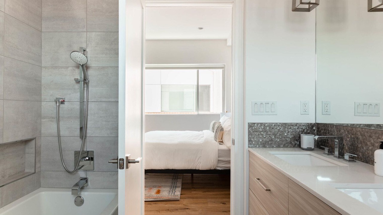 Photo of Bathroom in Valley Village