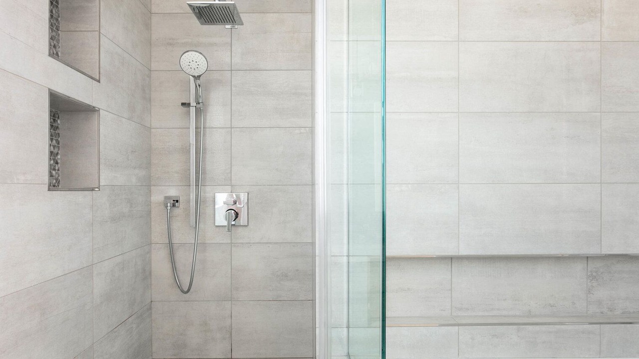 Photo of Bathroom in Valley Village