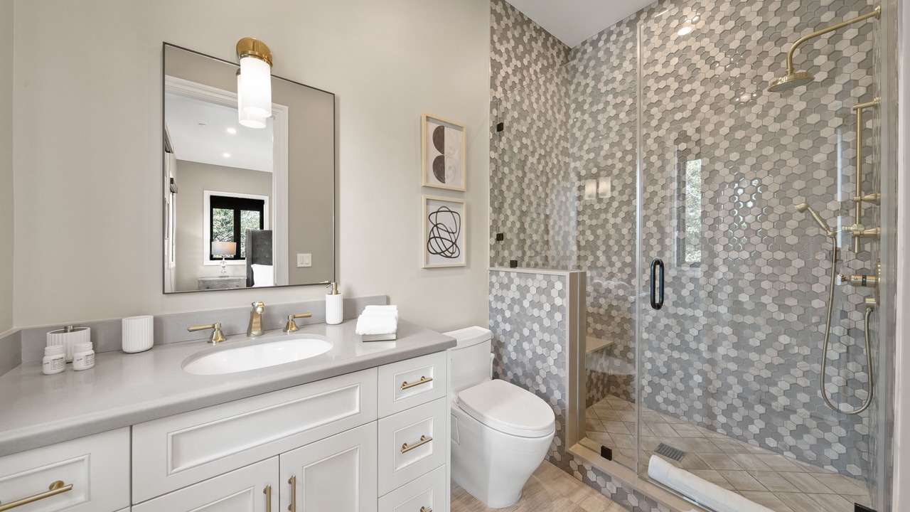 Photo of Bathroom in The Flats