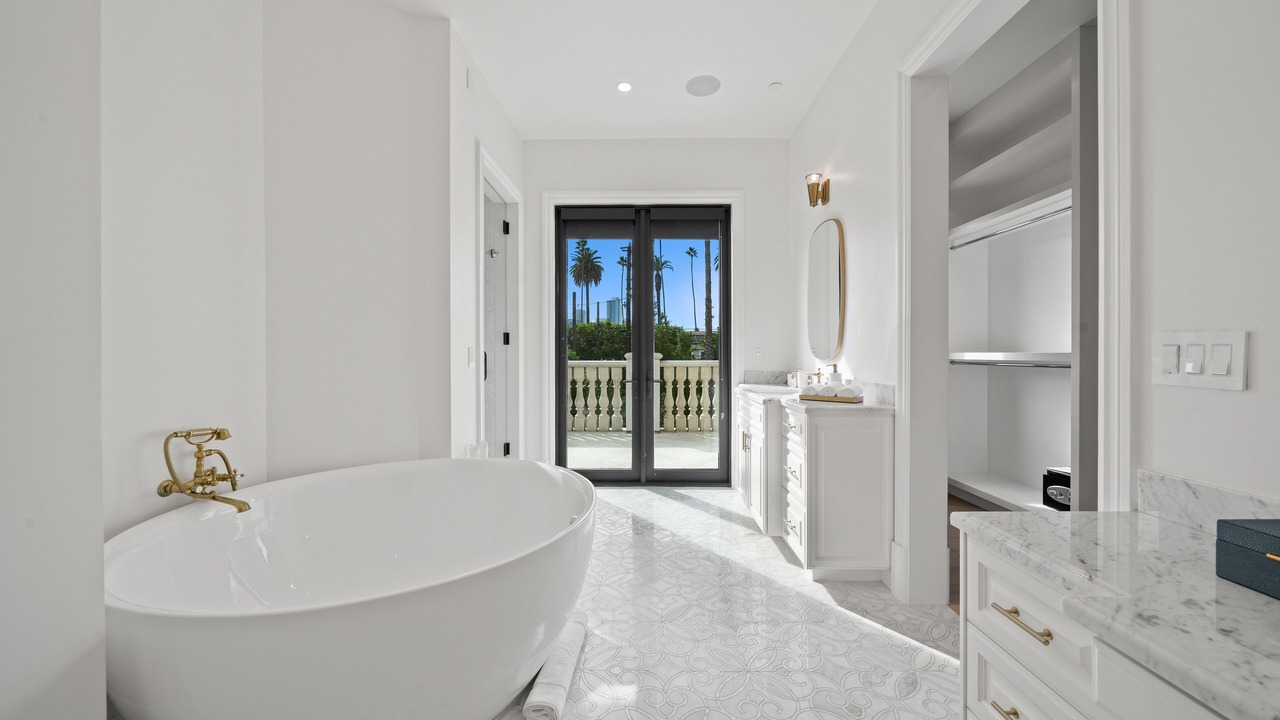 Photo of Bathroom in The Flats