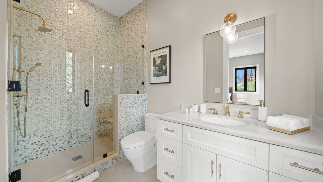 Photo of Bathroom in The Flats