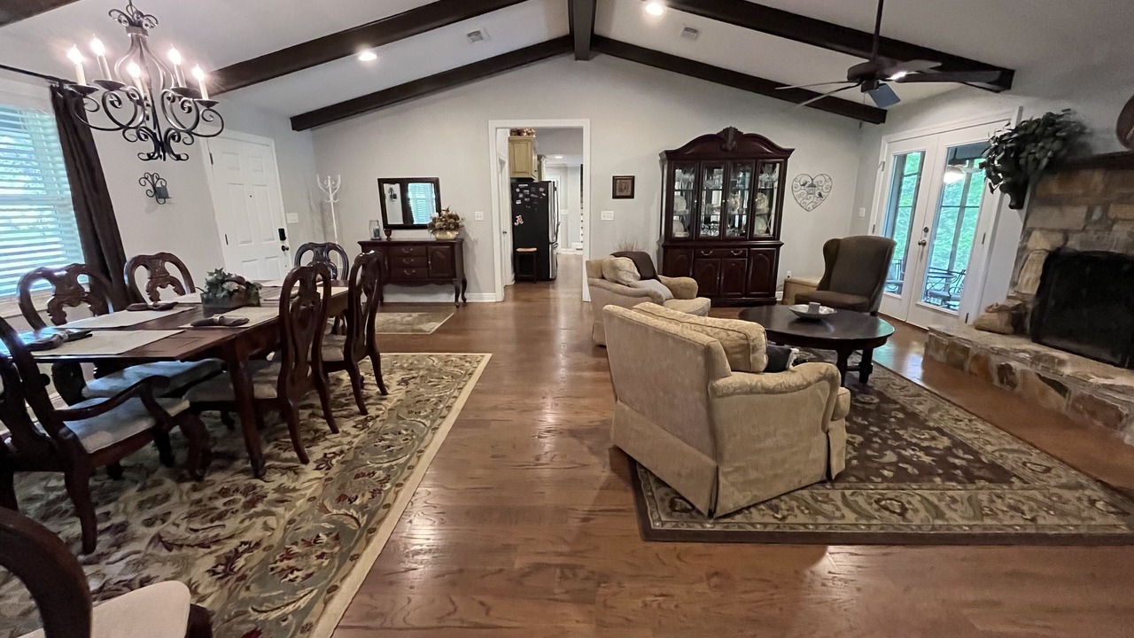 Photo of Bedroom in Northport
