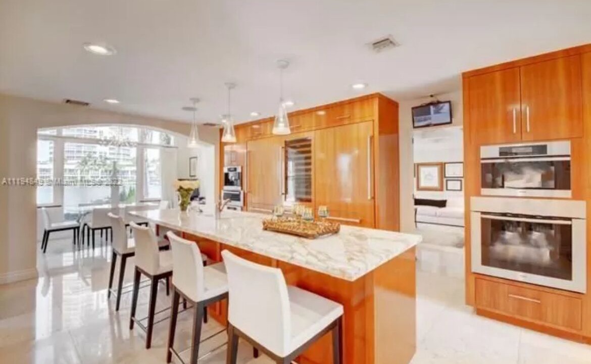Photo of Kitchen in Aventura