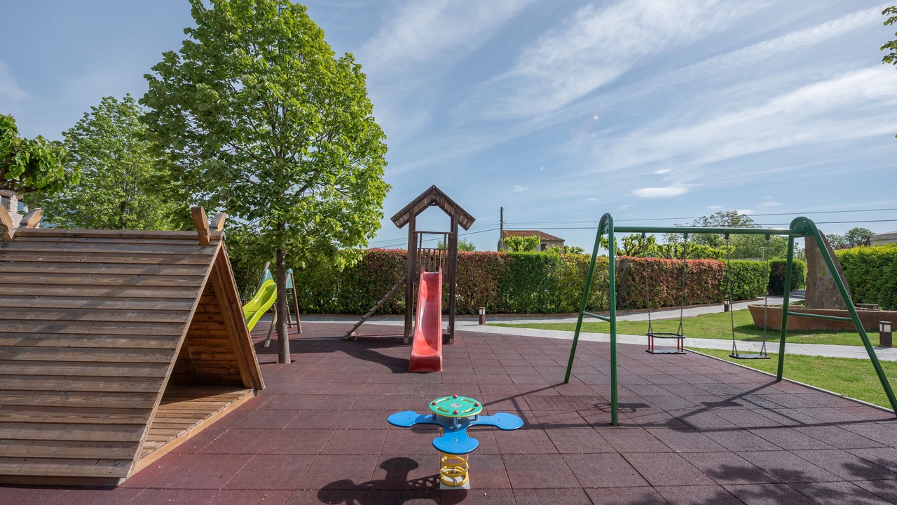 Photo of Outdoor in Fares