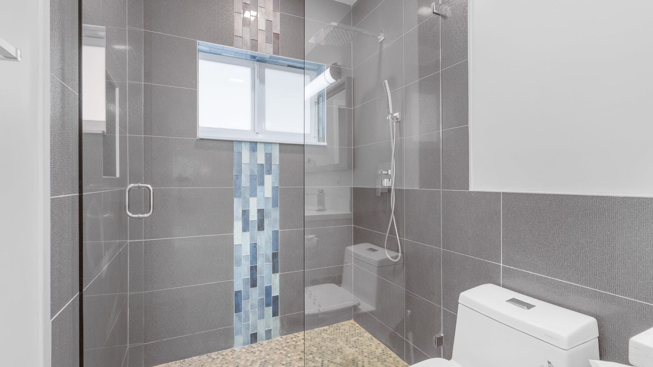 Photo of Bathroom in Coral Shores