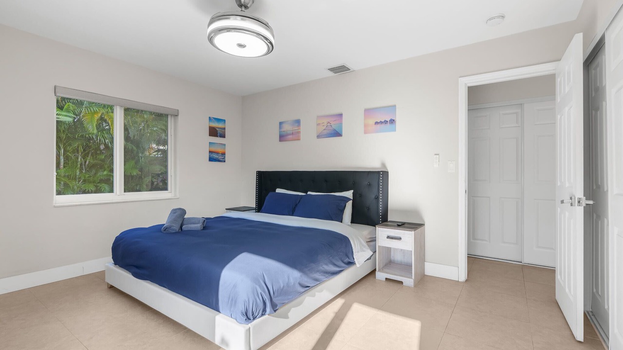Photo of Bedroom in Coral Shores