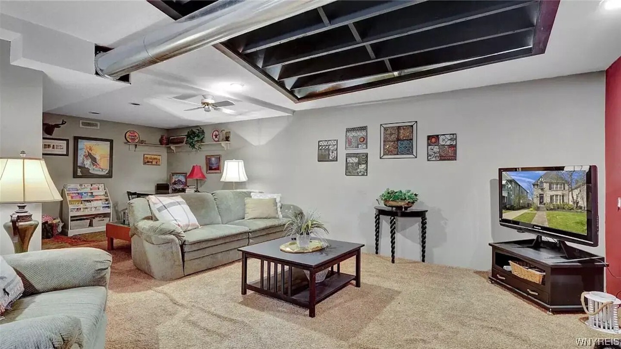 Photo of Livingroom in North Buffalo