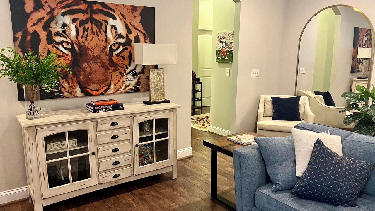 Photo of Livingroom in Auburn