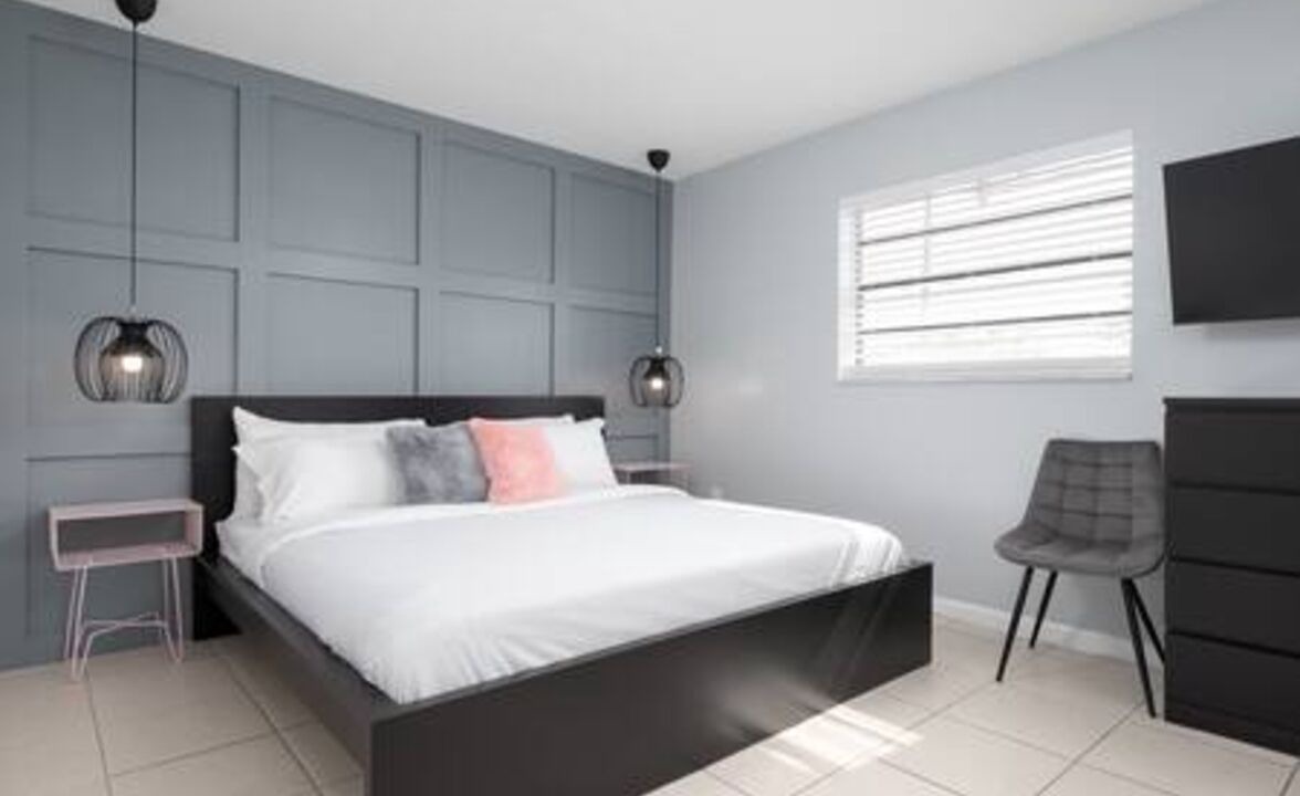 Photo of Bedroom in Wilton Manors