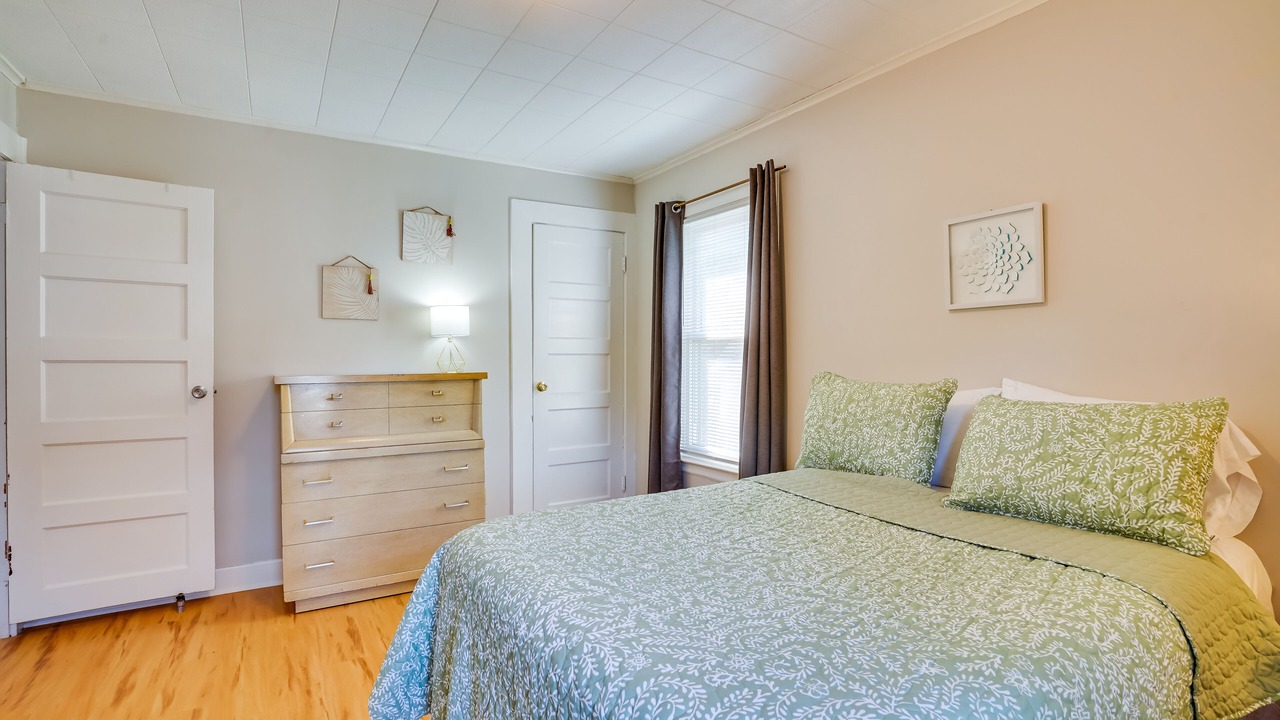 Photo of Bedroom in Eastside