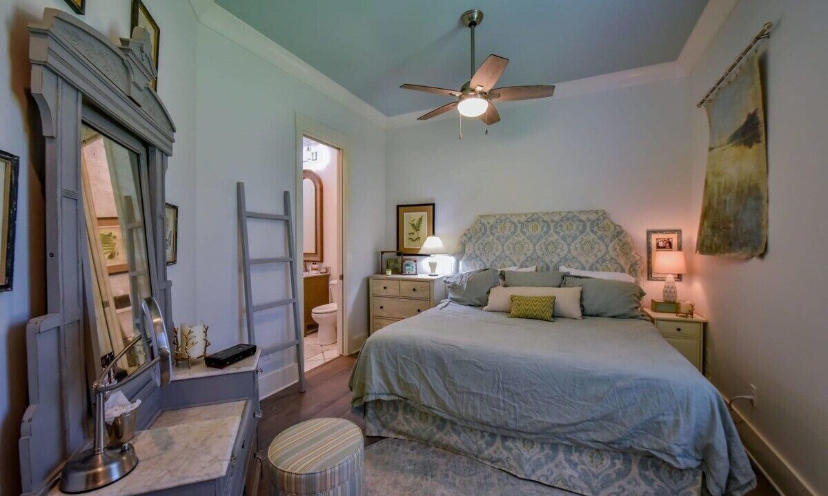 Photo of Bedroom in Tuscaloosa