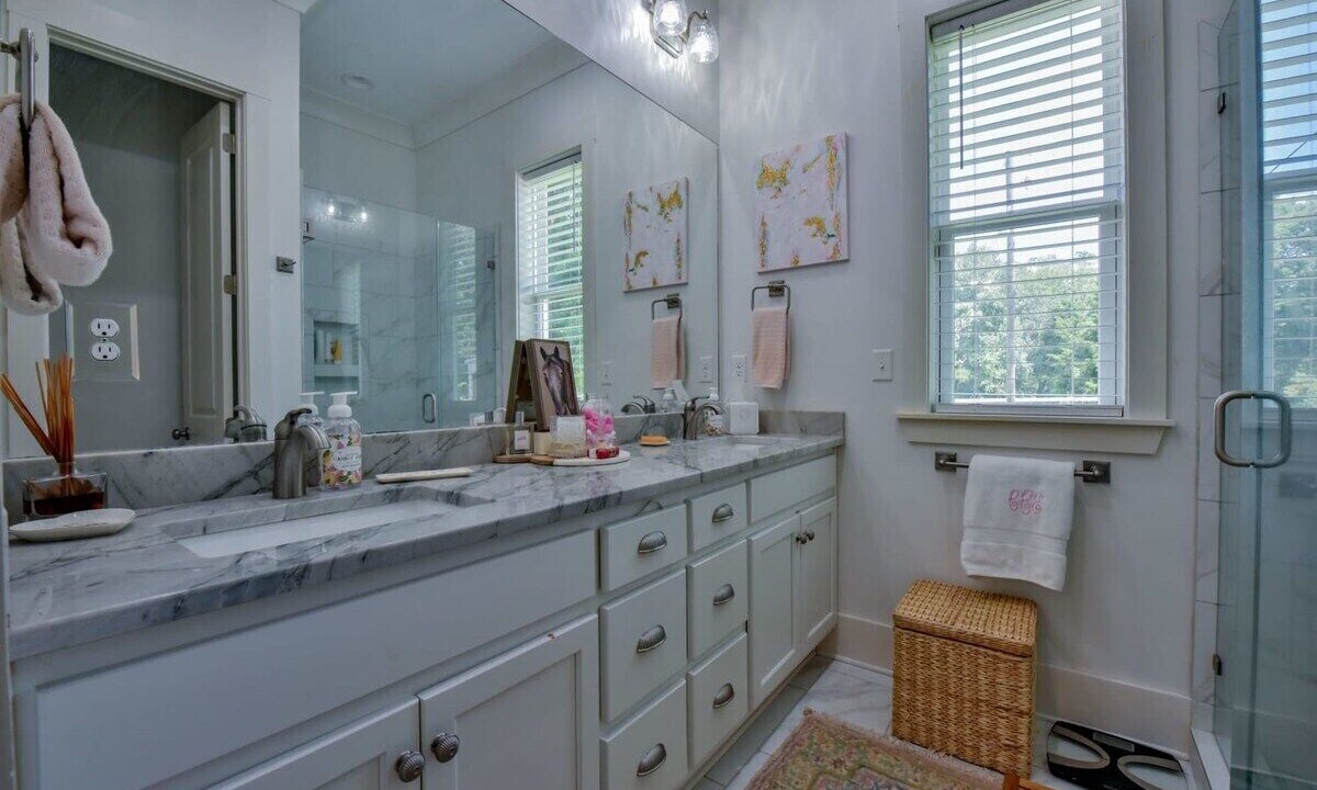 Photo of Bathroom in Tuscaloosa
